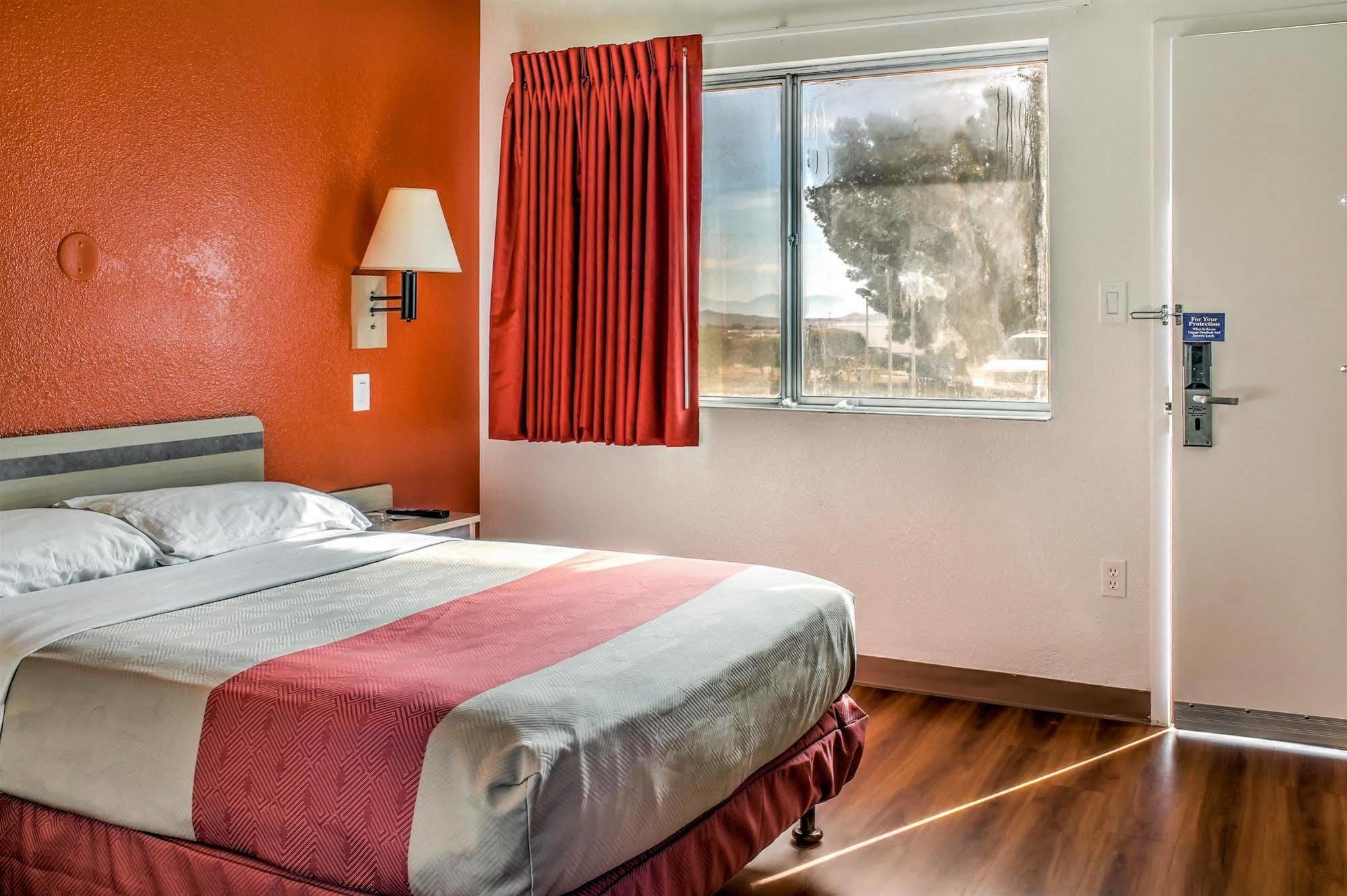Motel 6-Mojave, Ca Экстерьер фото